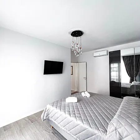 Luxurioese Wohnung In Herzens Von Sanremo Exterior photo