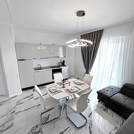 Luxurioese Wohnung In Herzens Von Sanremo Exterior photo